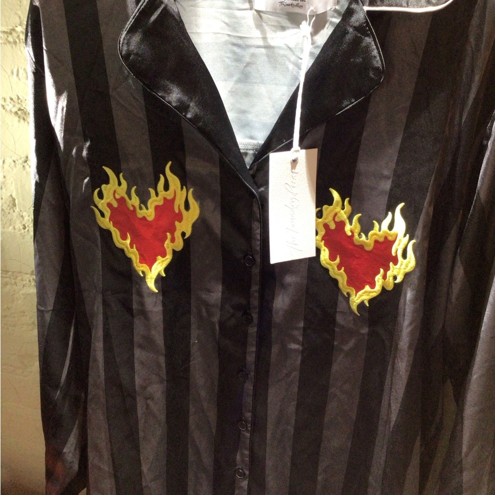 NEW! Rare the laundry room Striped Satin& Pants Set with Flame Heart Appliqué - Picture 3 of 5